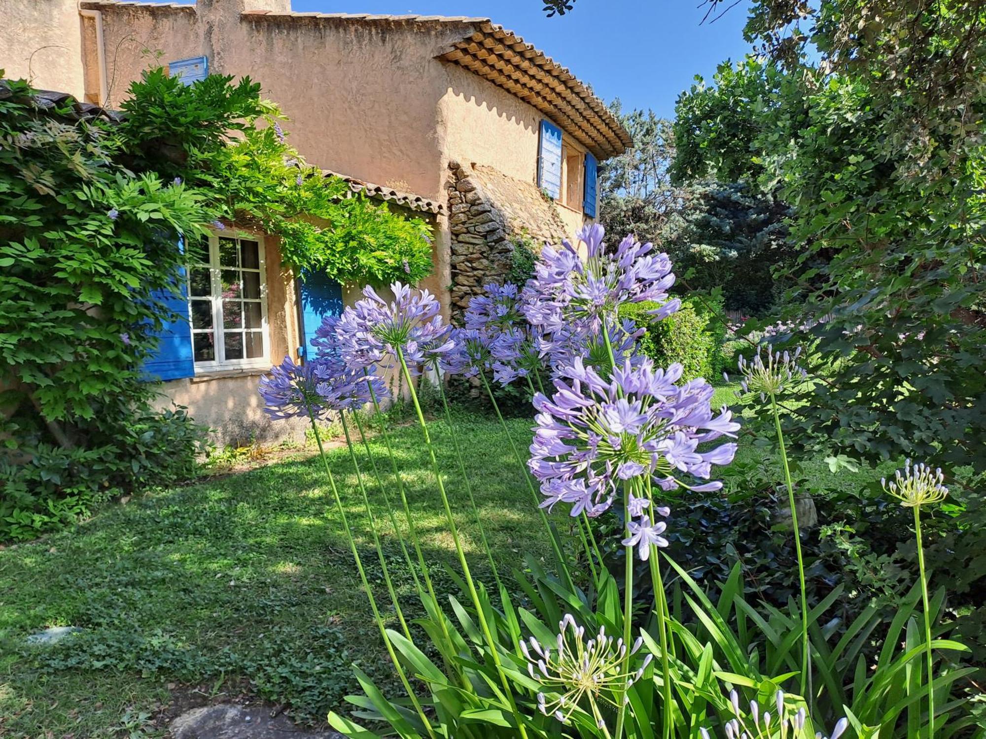 La Ferme Bed & Breakfast Saint-Marc-Jaumegarde Exterior photo